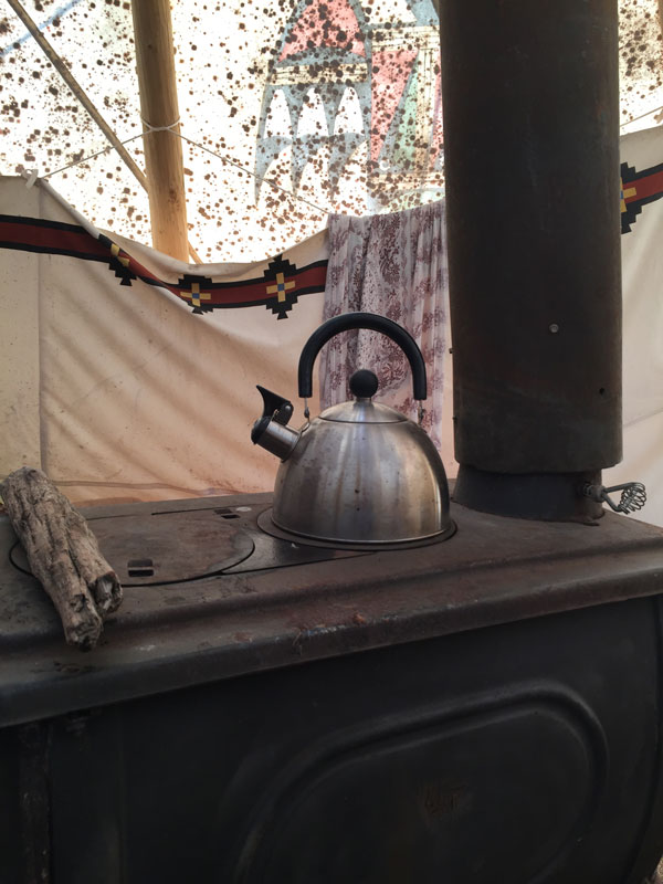 Standing rock kettle